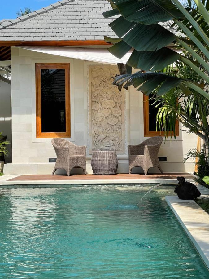 Villa Casa Shanti Deluxe โลวินา ภายนอก รูปภาพ